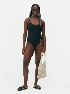 Bañador Básico De Escote Amplio