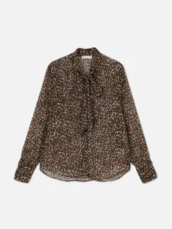 Blusa Con Botones Y Lazo En El Cuello