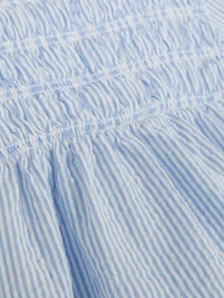 Blusa Con Vuelo Fruncida A Rayas