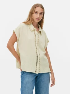 Blusa De Manga Corta Con Ribetes De Ganchillo