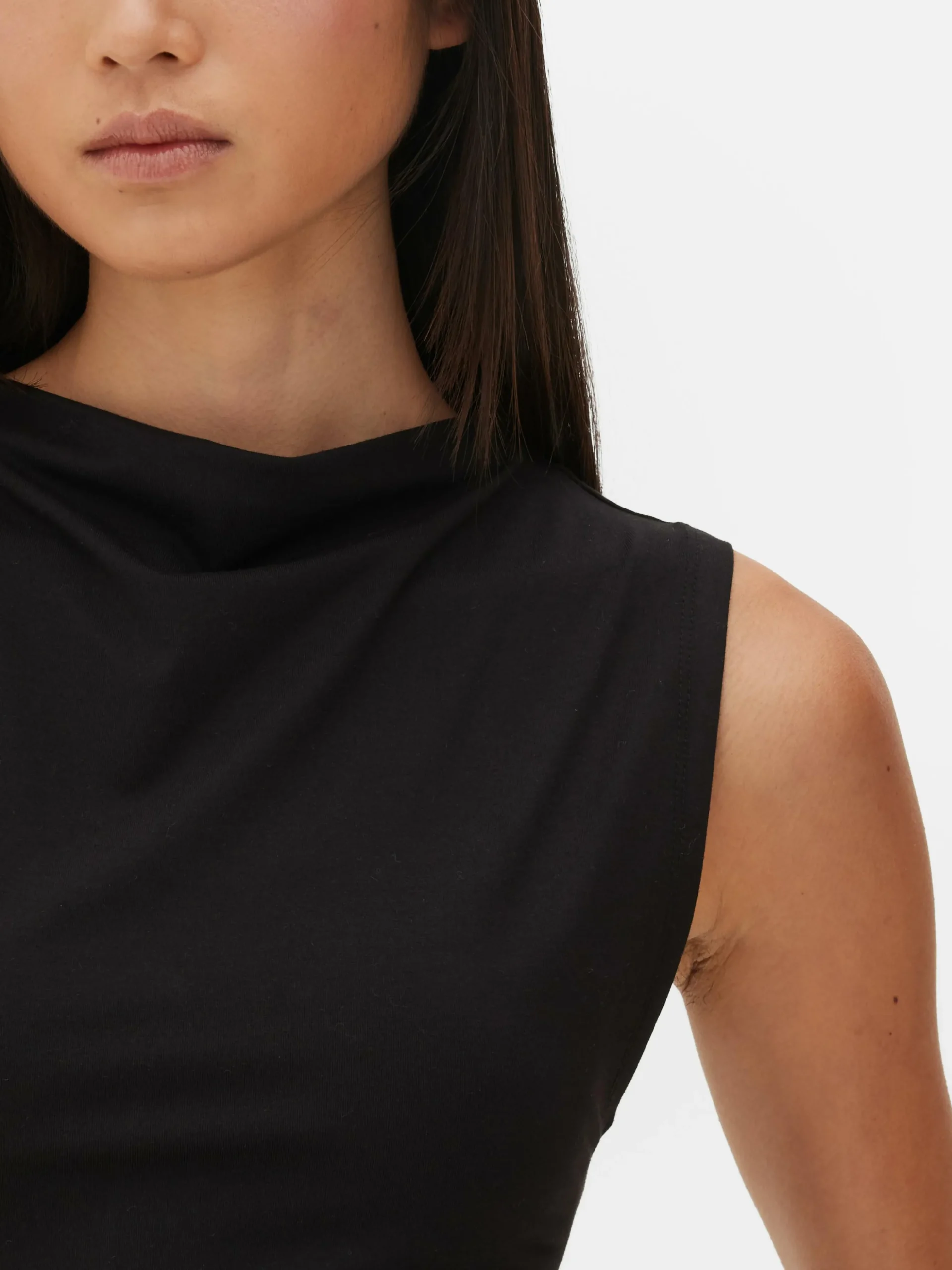 Body De Cuello Alto Sin Mangas