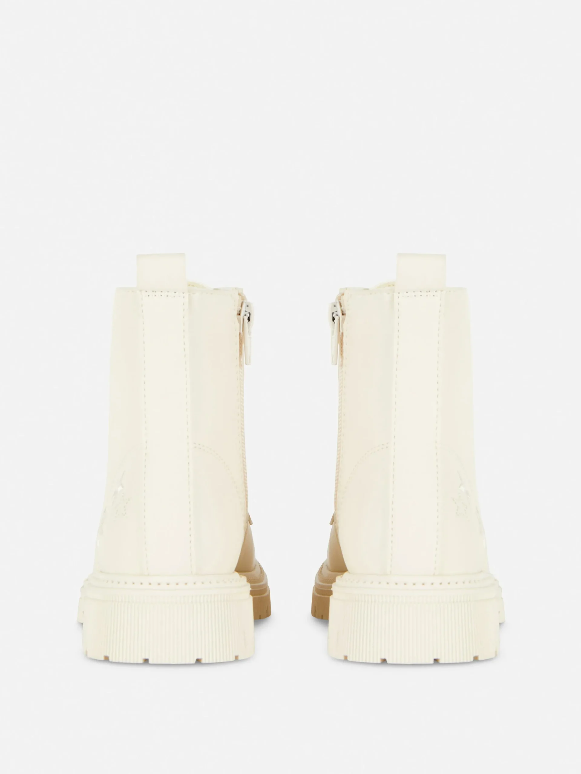 Botas De Suela Gruesa Y Cremallera Lateral