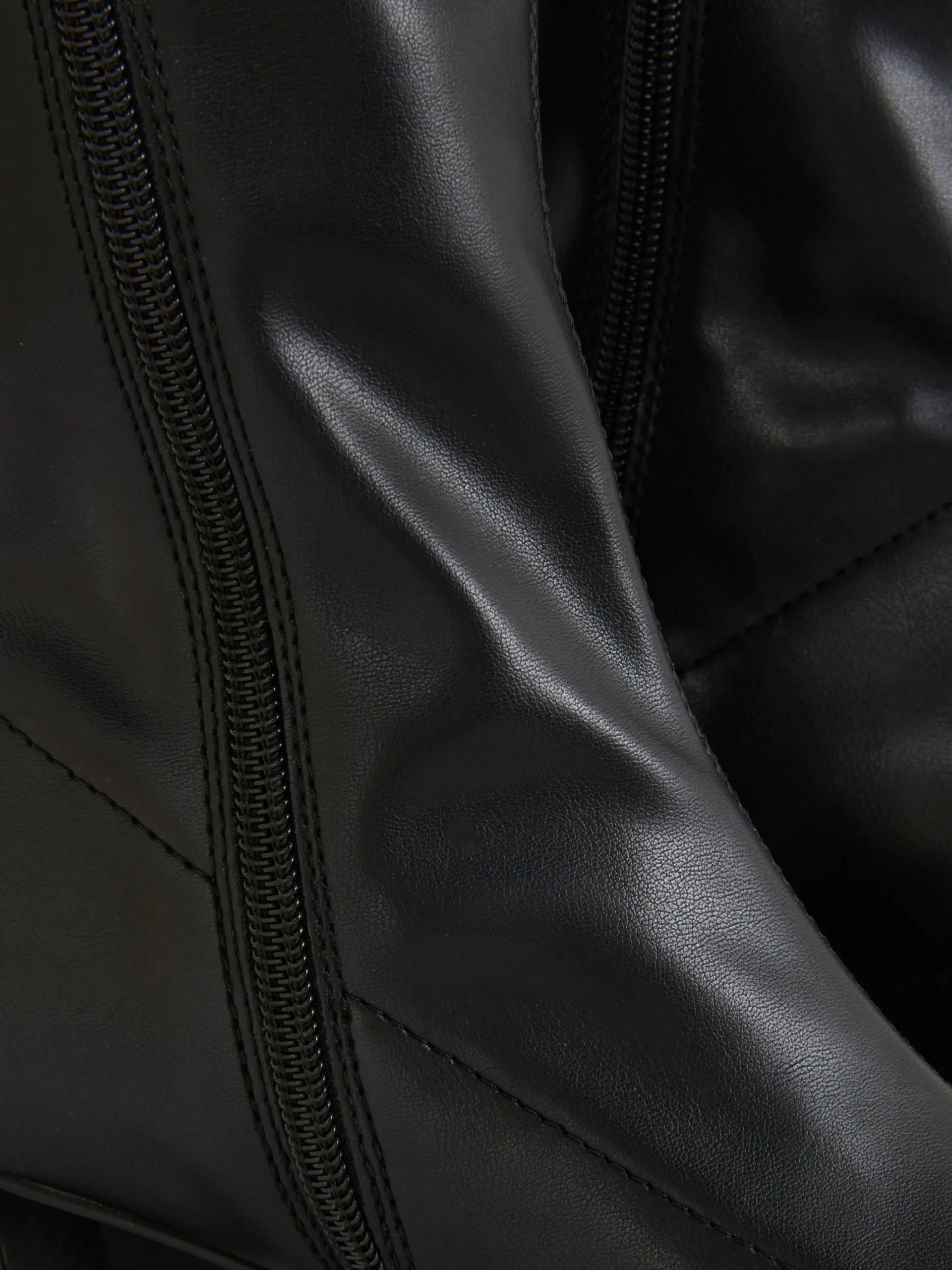 Botín Elástico De Punta Cuadrada