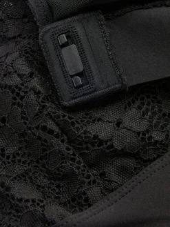 Bralette De Encaje Adaptable Con Escote Profundo