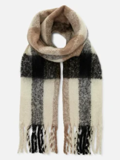 Bufanda Cepillada Con Borlas