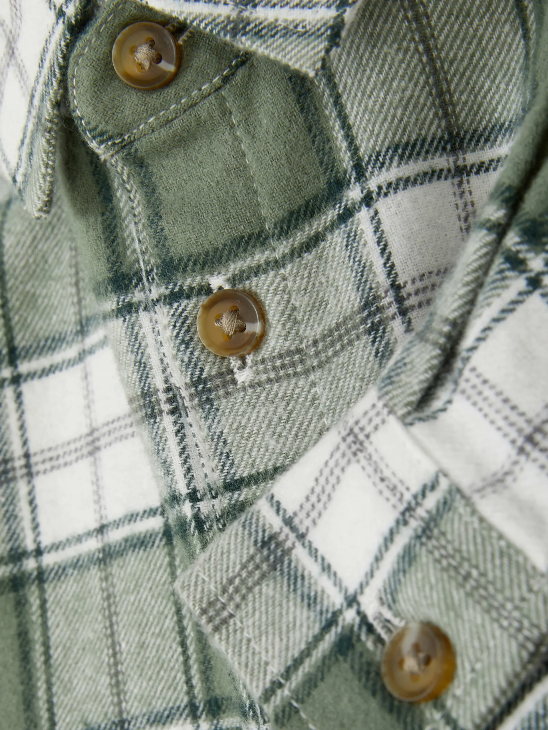 Camisa A Cuadros Con Botones