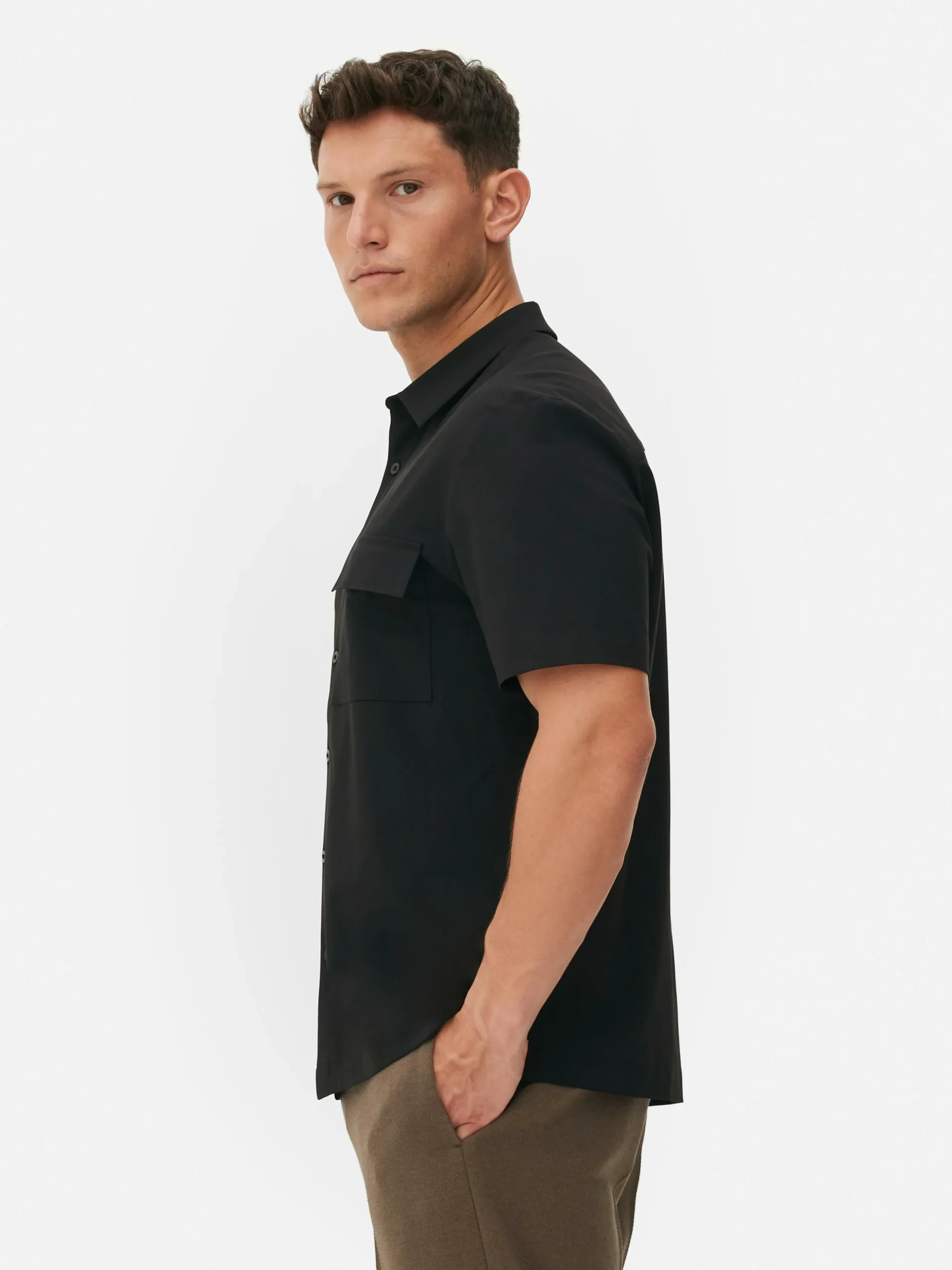 Camisa De Manga Corta Y Corte Cuadrado De Kem