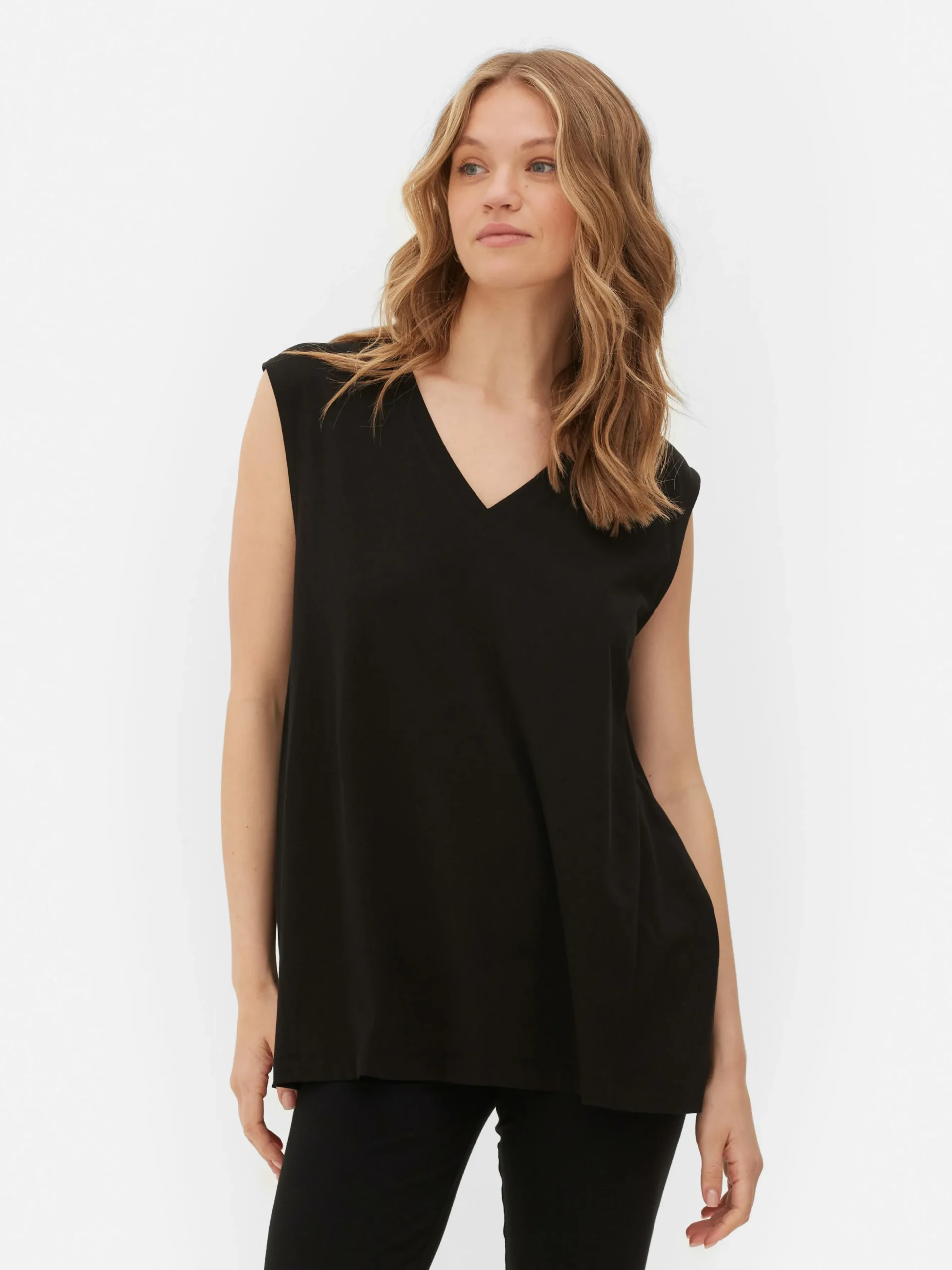 Camiseta Con Cuello De Pico Sin Mangas