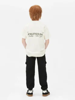 Camiseta De Manga Corta Y Estampado Deportivo