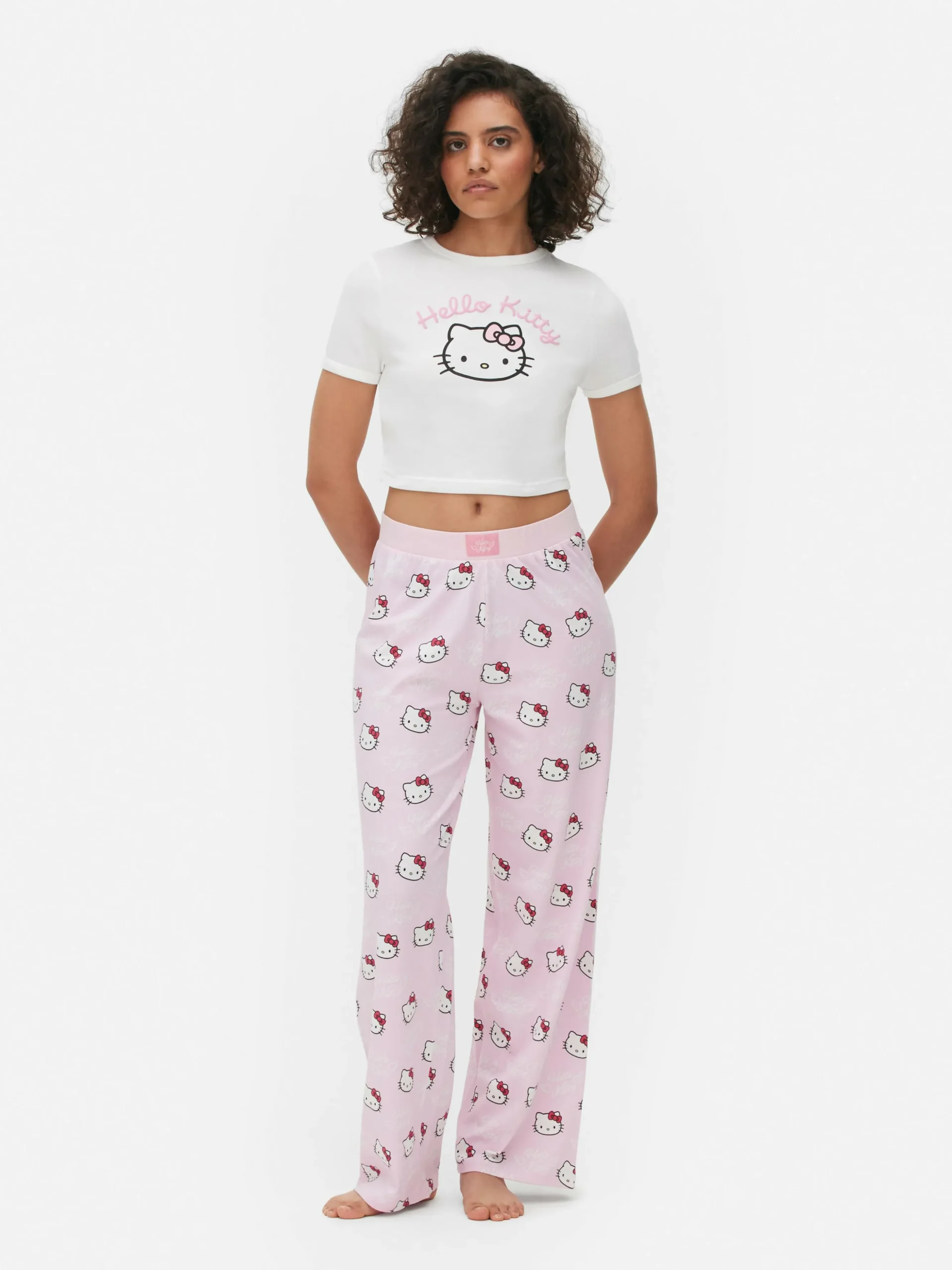 Camiseta De Pijama Corta Y Ceñida De Hello Kitty