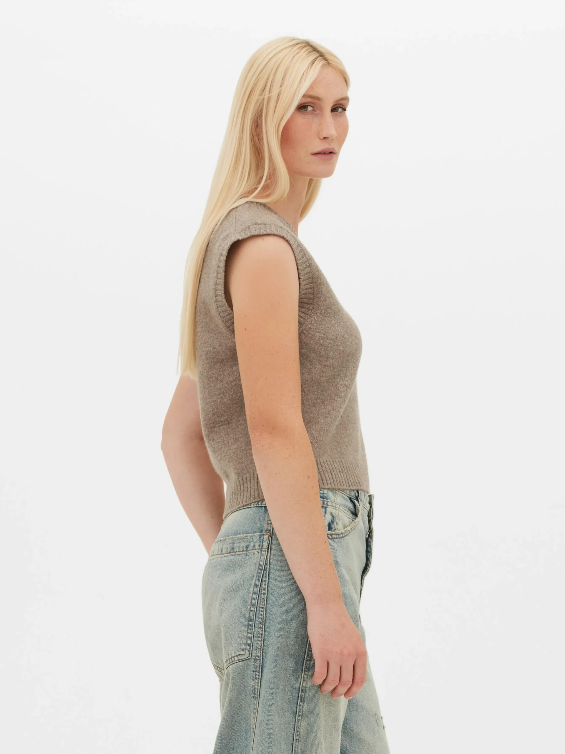 Camiseta De Punto Sin Mangas Con Cuello De Pico