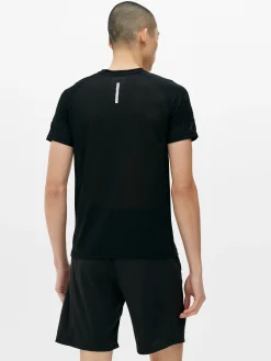 Camiseta Deportiva Con Cuello Redondo