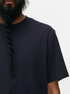 Camiseta Gofrada De Cuello Redondo