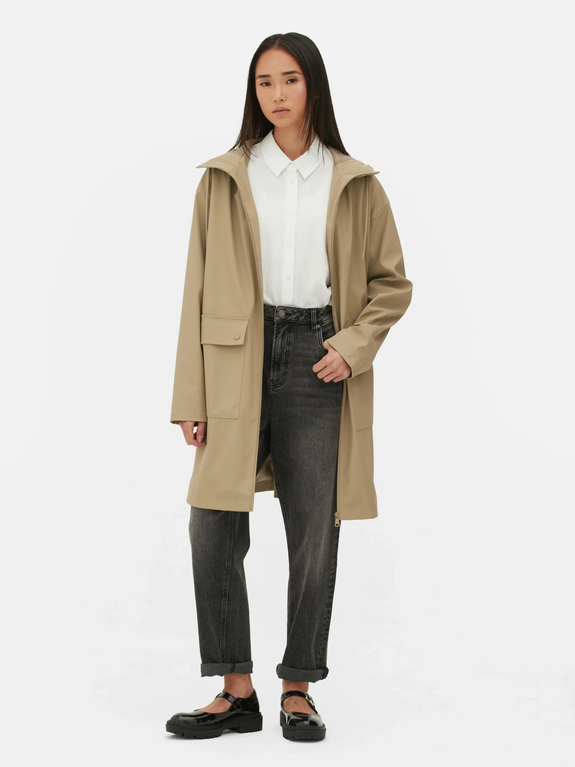 Chubasquero Con Revestimiento De Goma Y Capucha