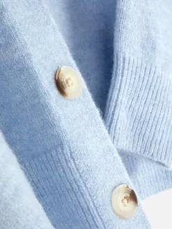 Cárdigan De Cuello Redondo Con Botones