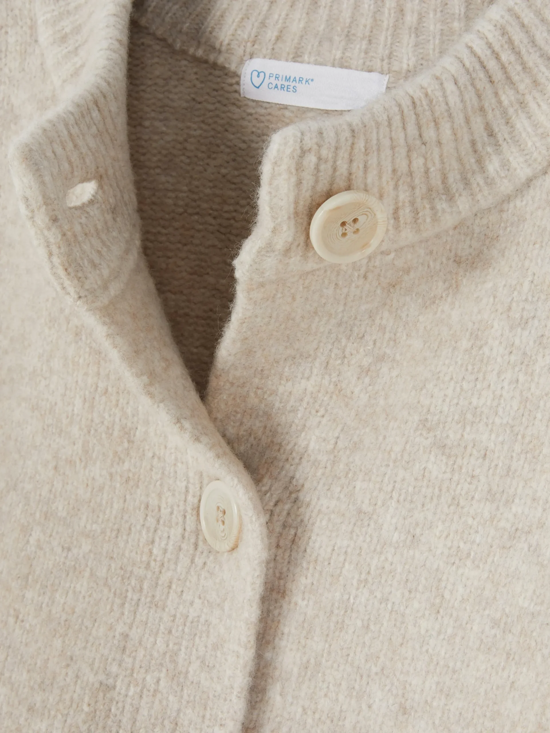 Cárdigan Holgado Con Botones Delanteros