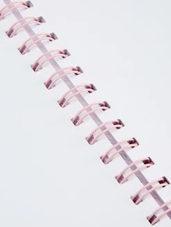 Cuaderno Con Ribete De Pelo Sintético De Barbie