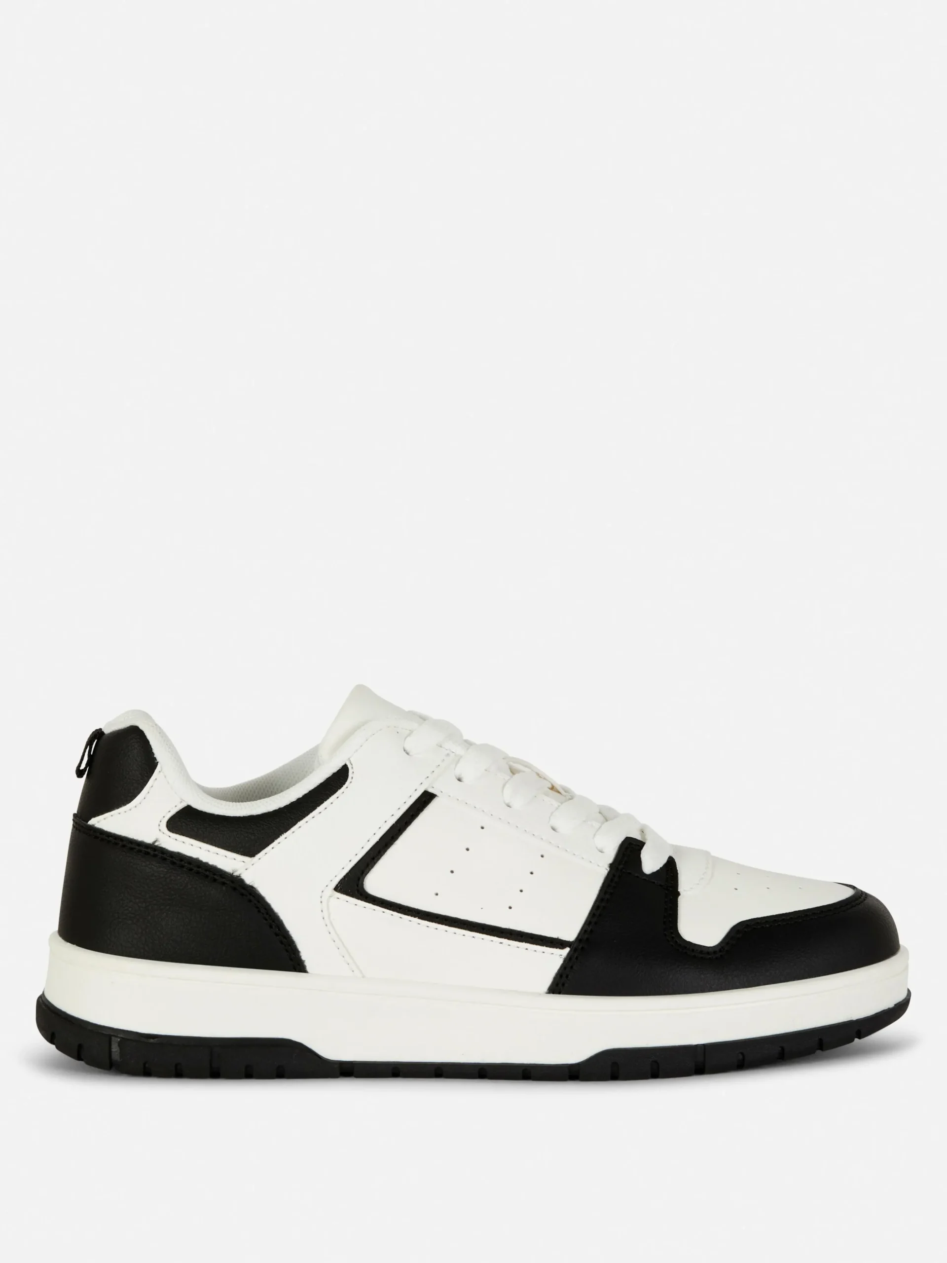 Deportivas De Caña Baja Con Paneles