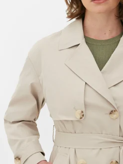 Gabardina De Doble Botonadura Con Cinturón