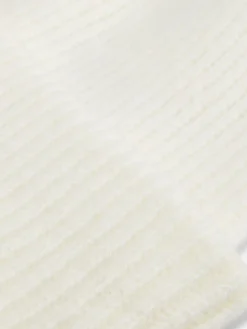 Gorro De Punto Grueso Con Borde Vuelto