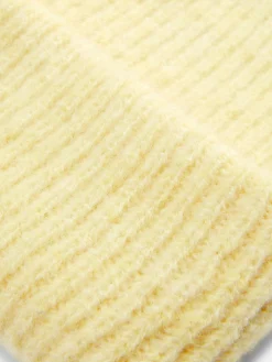 Gorro De Punto Grueso Con Borde Vuelto