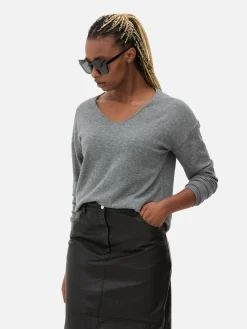 Jersey De Punto Fino Con Cuello De Pico