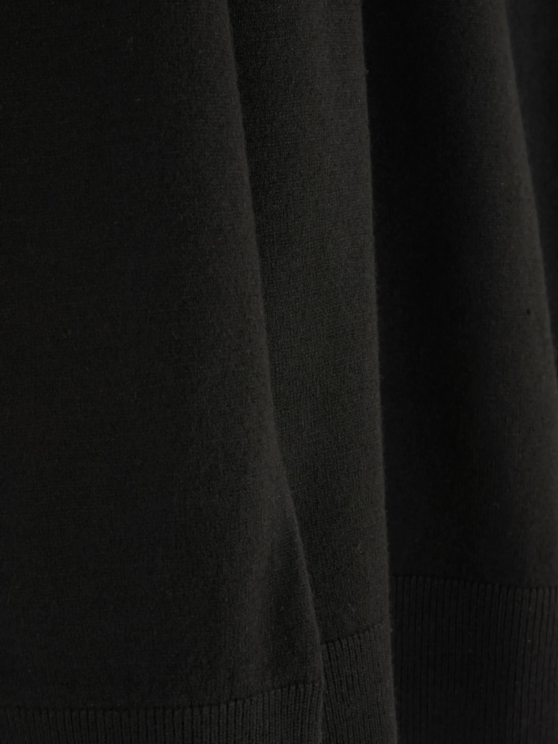 Jersey De Punto Fino Y Cuello Redondo