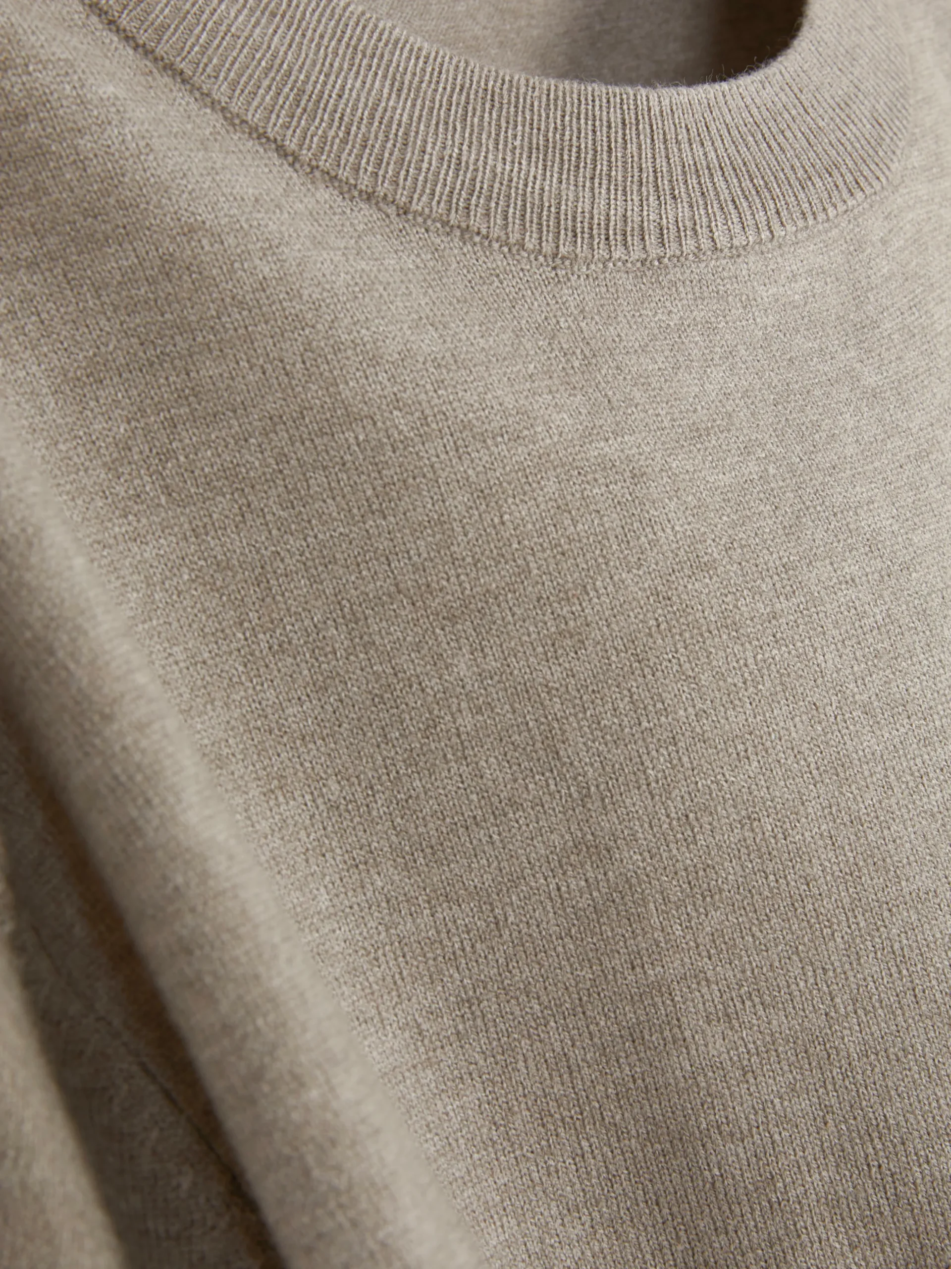 Jersey De Punto Fino Y Cuello Redondo