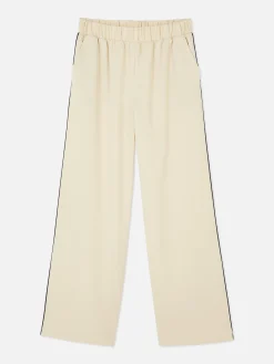 Joggers Anchos Con Detalle De Rayas