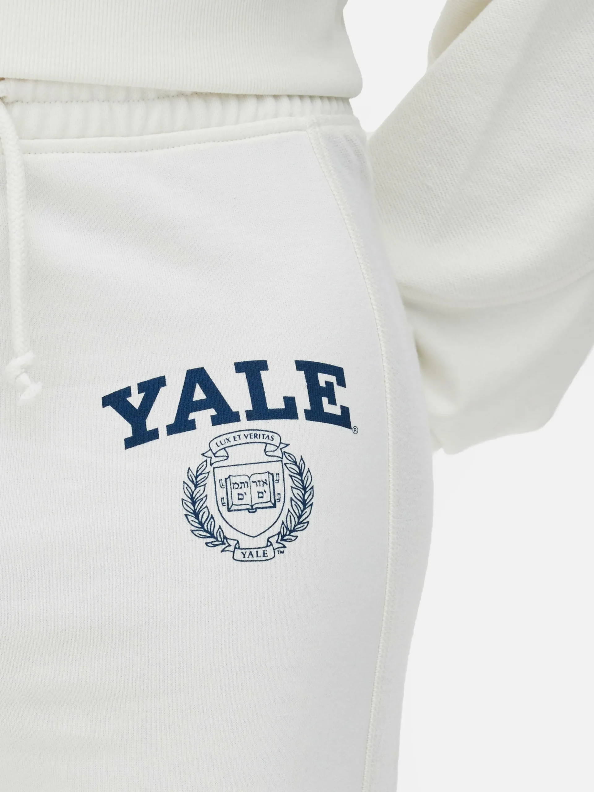 Joggers Con Cordón De Ajuste Y Estampado «Yale»