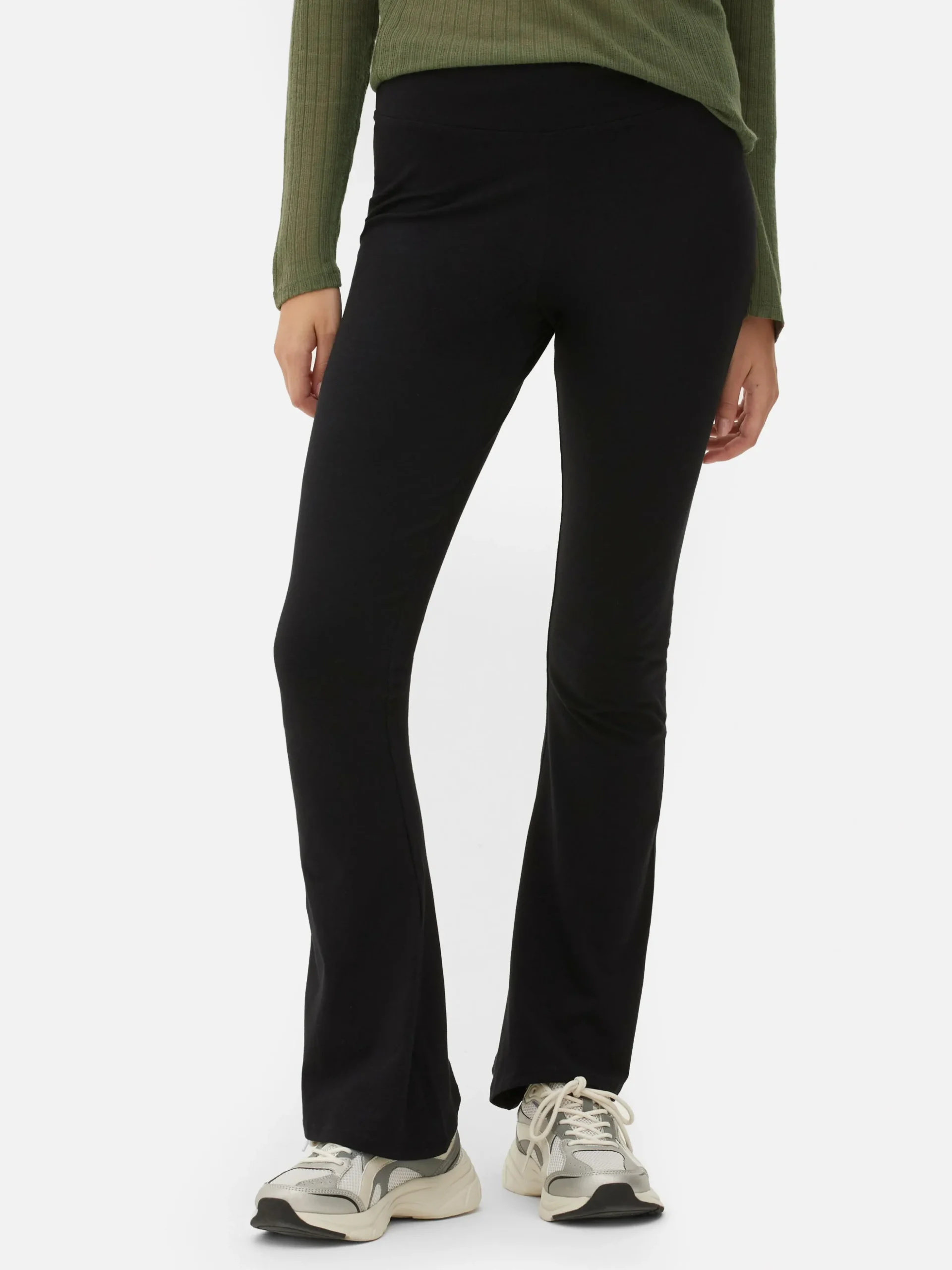 Leggings De Punto Acampanados De Talle Alto