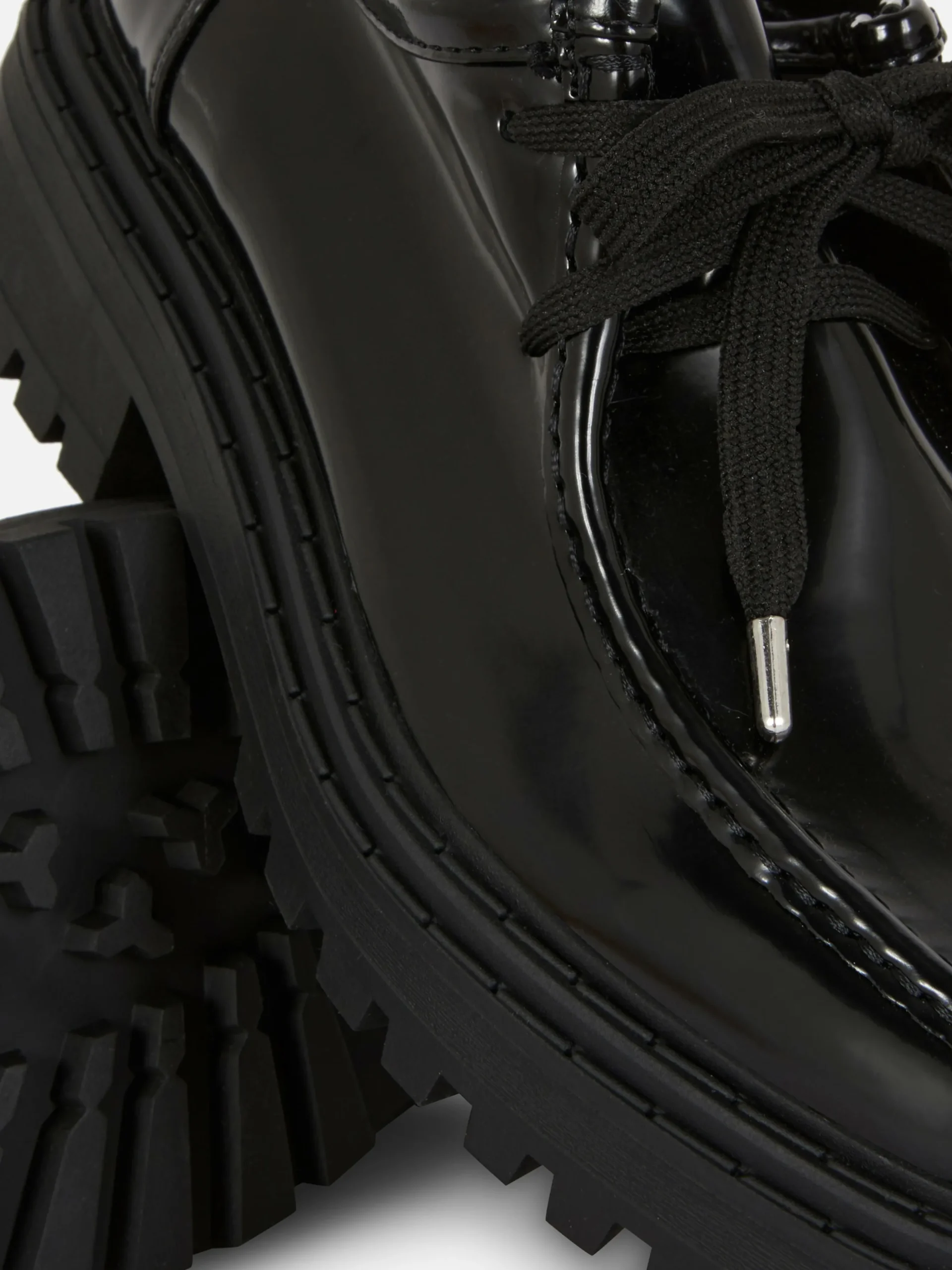 Mocasines Gruesos Con Cordones De Rita Ora