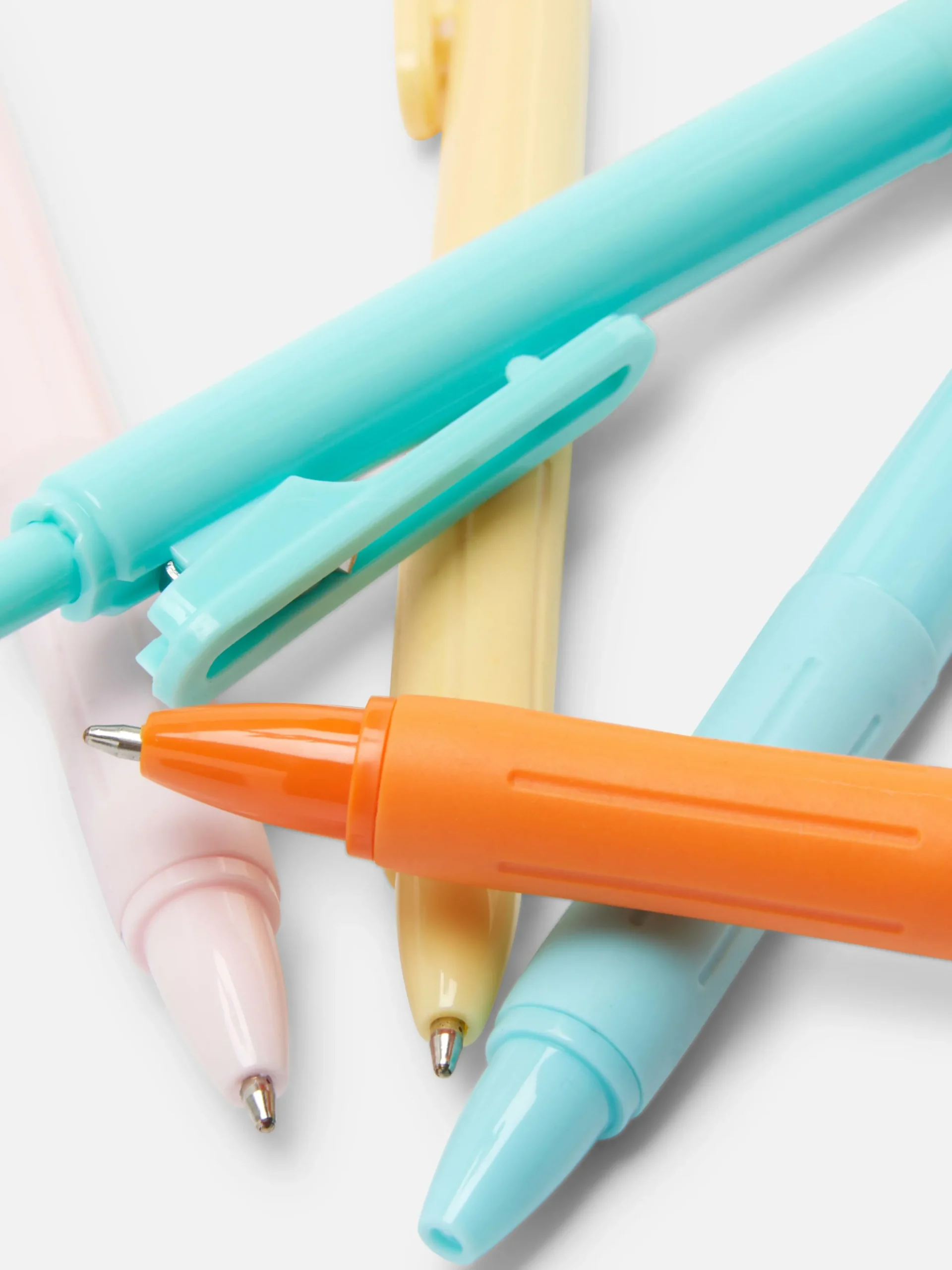 Pack De 5 Bolígrafos Surtidos