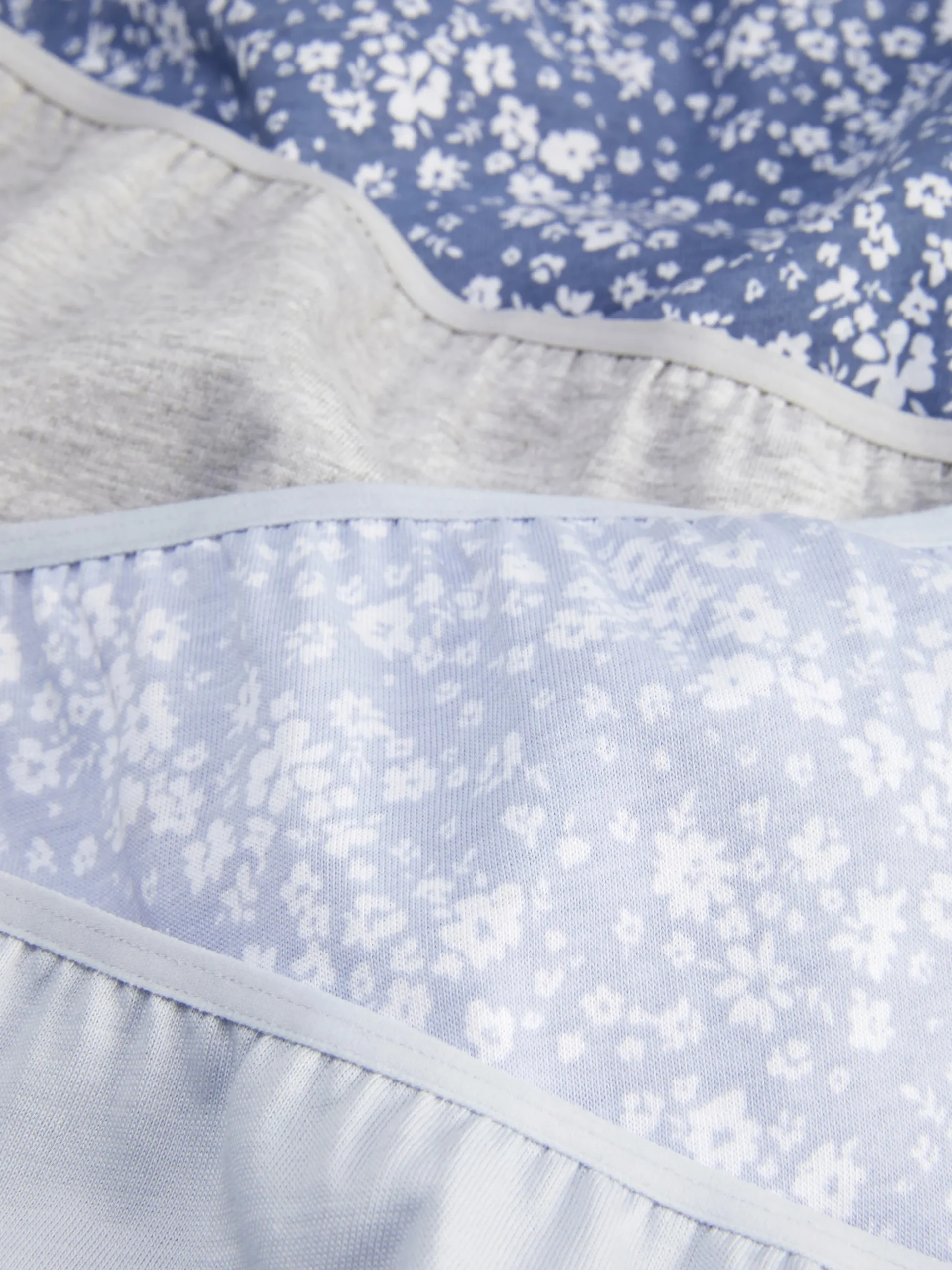 Pack De 4 Braguitas Clásicas Surtidas