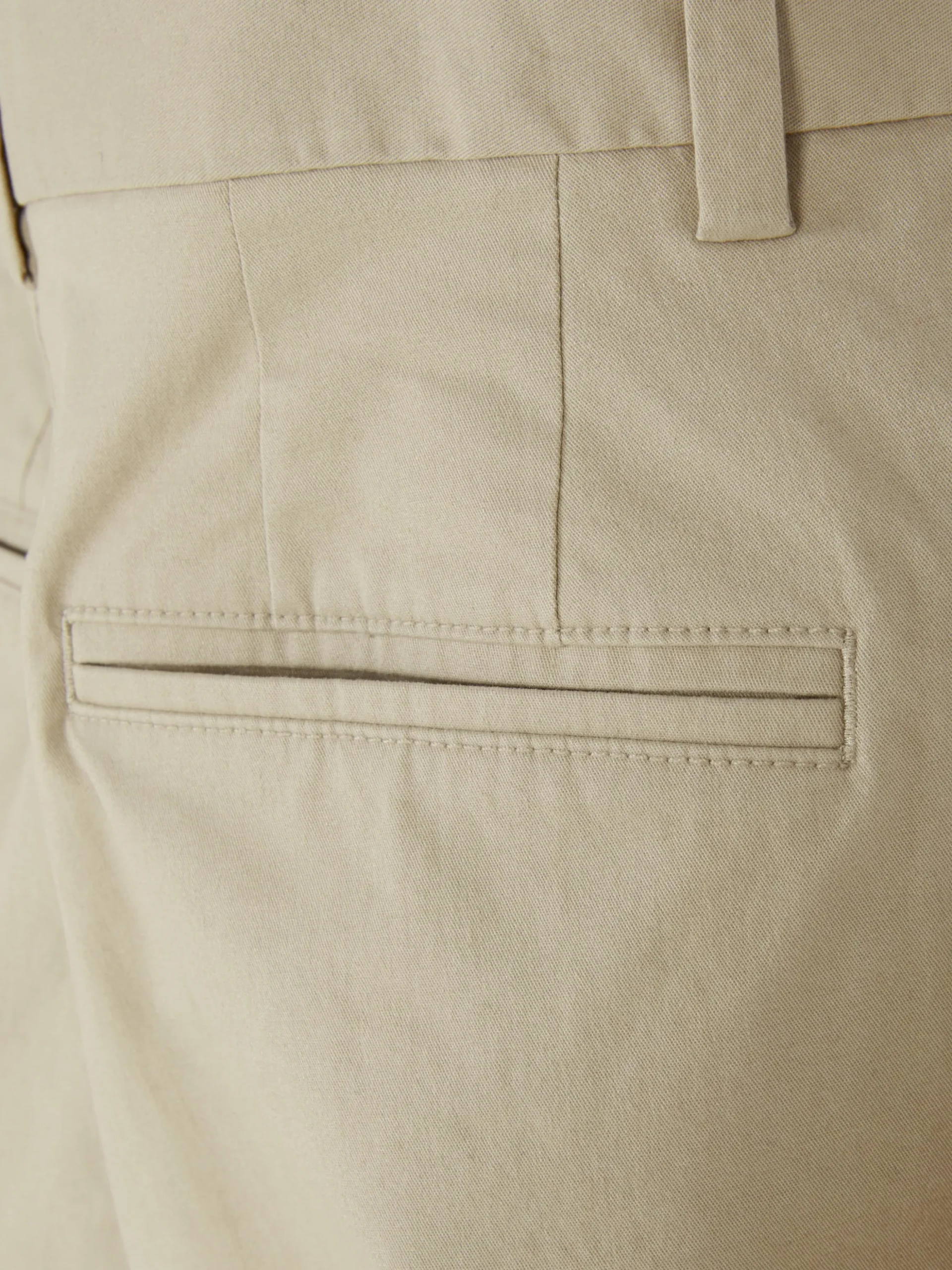 Pantalón Chino Elástico De Pernera Recta