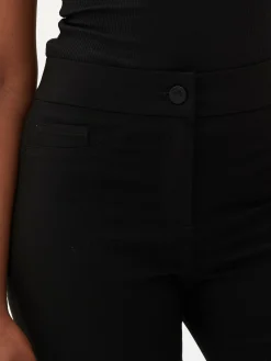 Pantalón Elástico De Corte Entallado