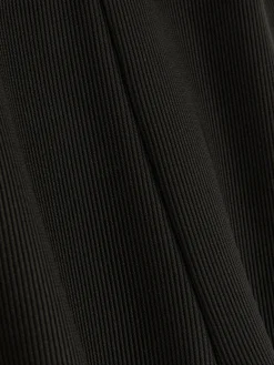 Pantalones Acanalados Y Acampanados