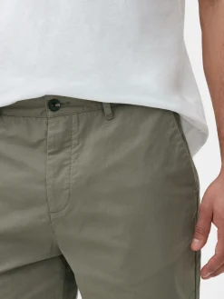 Pantalones Chinos Cortos Clásicos