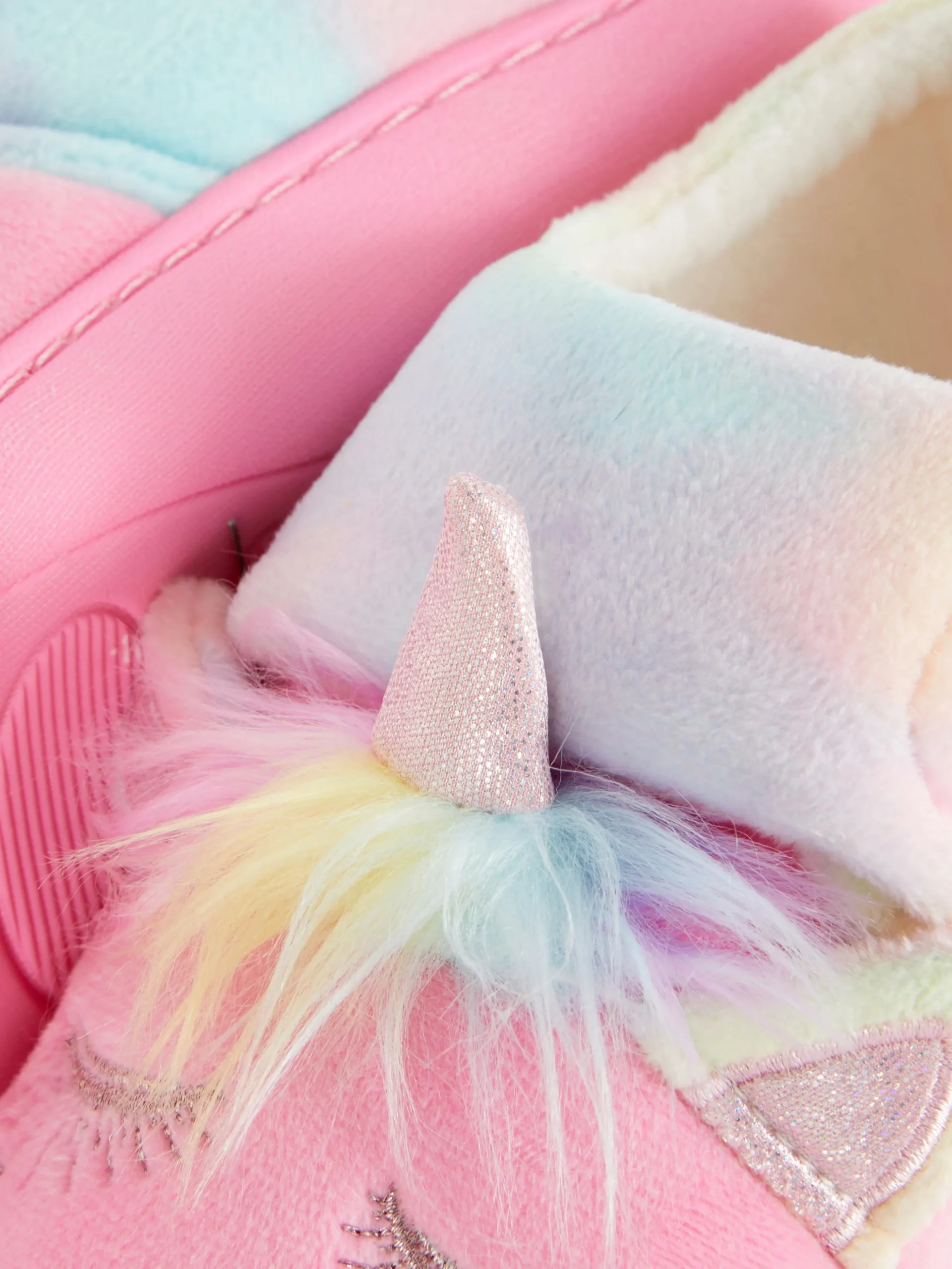 Pantuflas Con Suela Cupsole Y Diseño De Unicornio