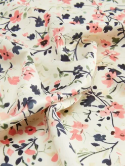 Pañuelo Con Estampado De Corazones