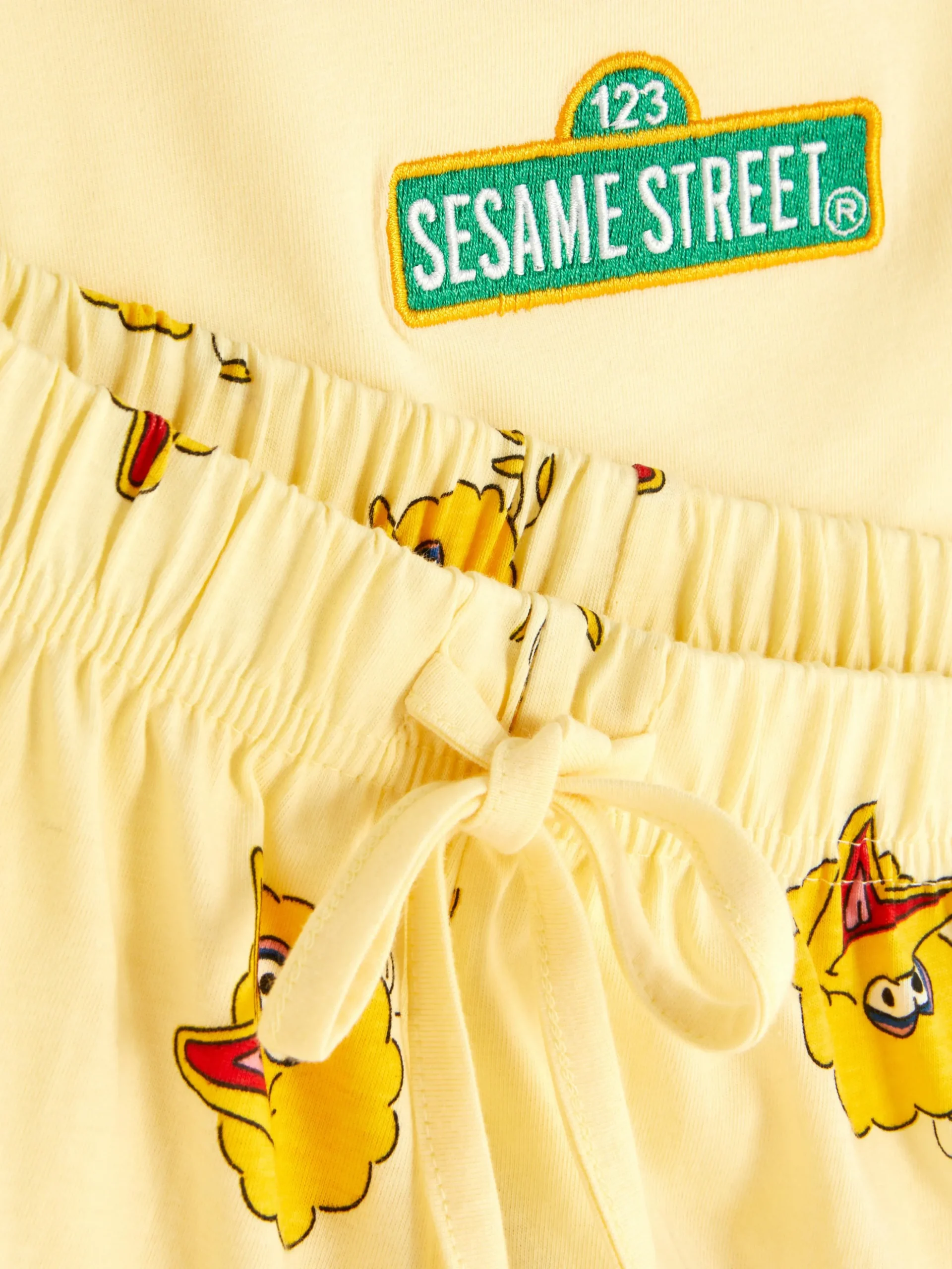 Pijama Corto De Barrio Sésamo