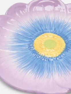 Plato Auxiliar Con Textura Y Forma De Flor