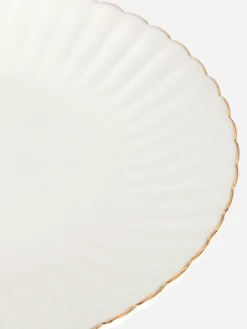 Plato Auxiliar Festoneado Con Detalle Dorado