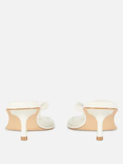 Sandalias De Dedo Con Tacón Chincheta