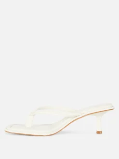 Sandalias De Dedo Con Tacón Chincheta