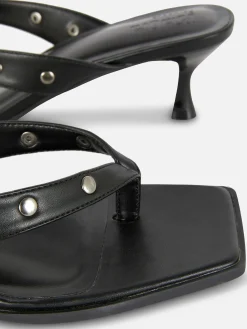 Sandalias De Piel Sintética Con Tachuelas Rita Ora