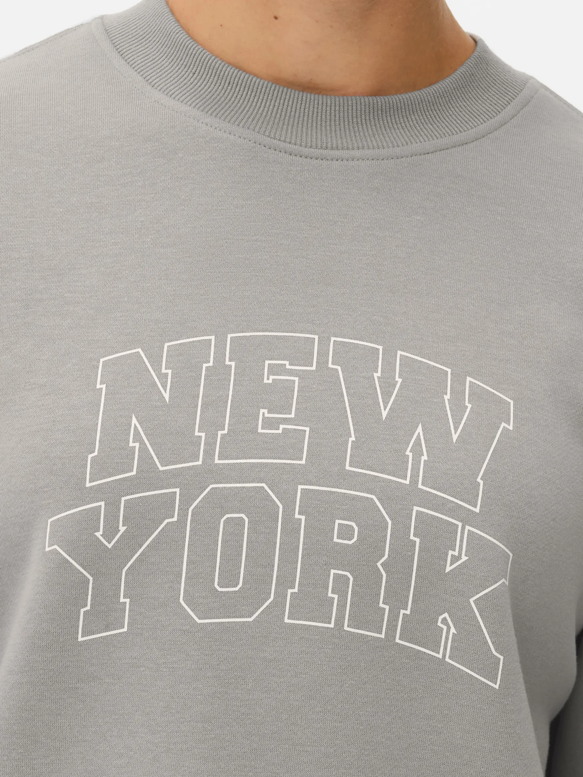 Sudadera Con Cuello Redondo Y Mensaje