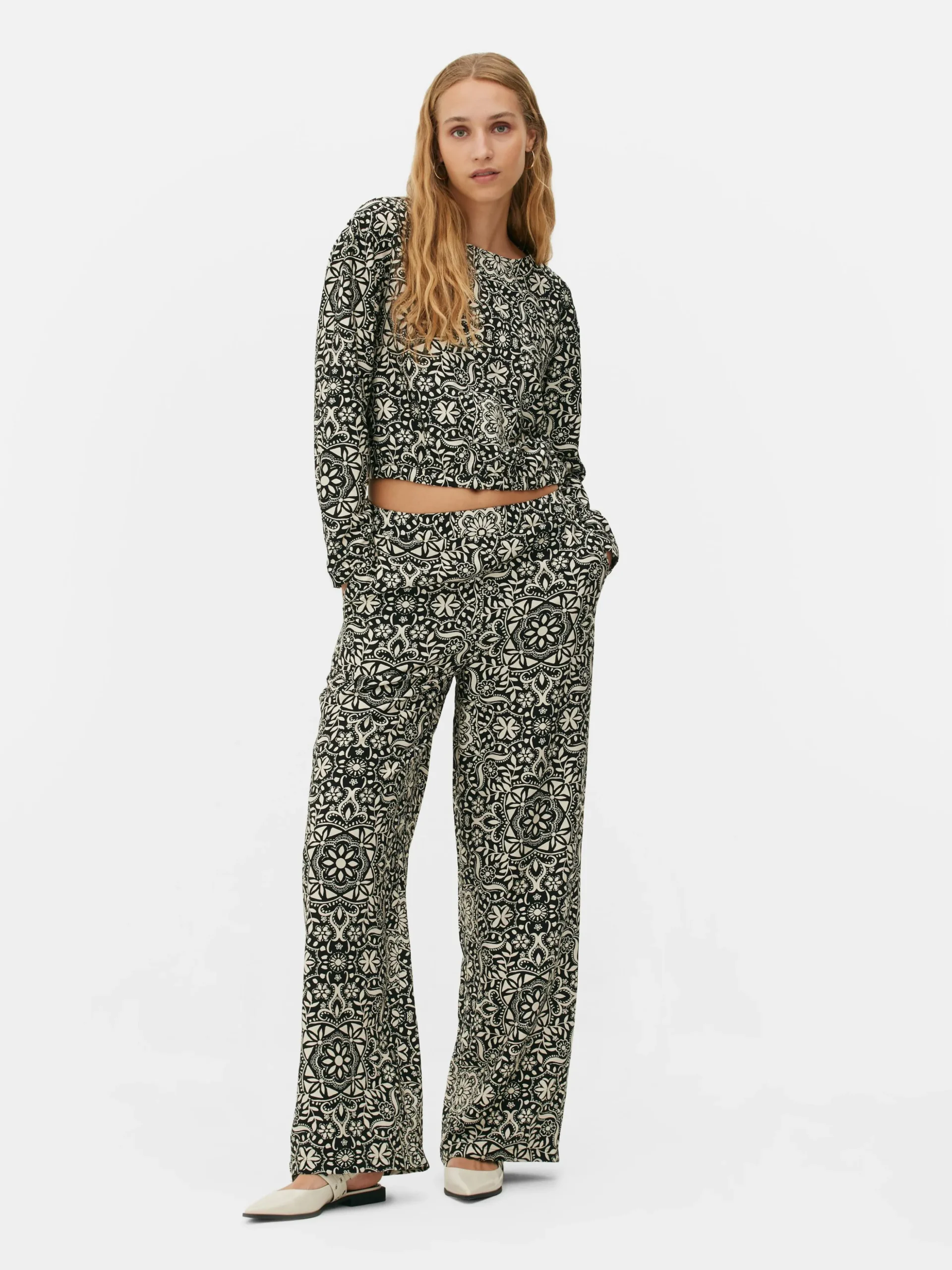 Top De Manga Larga Con Cordón De Ajuste Combinable