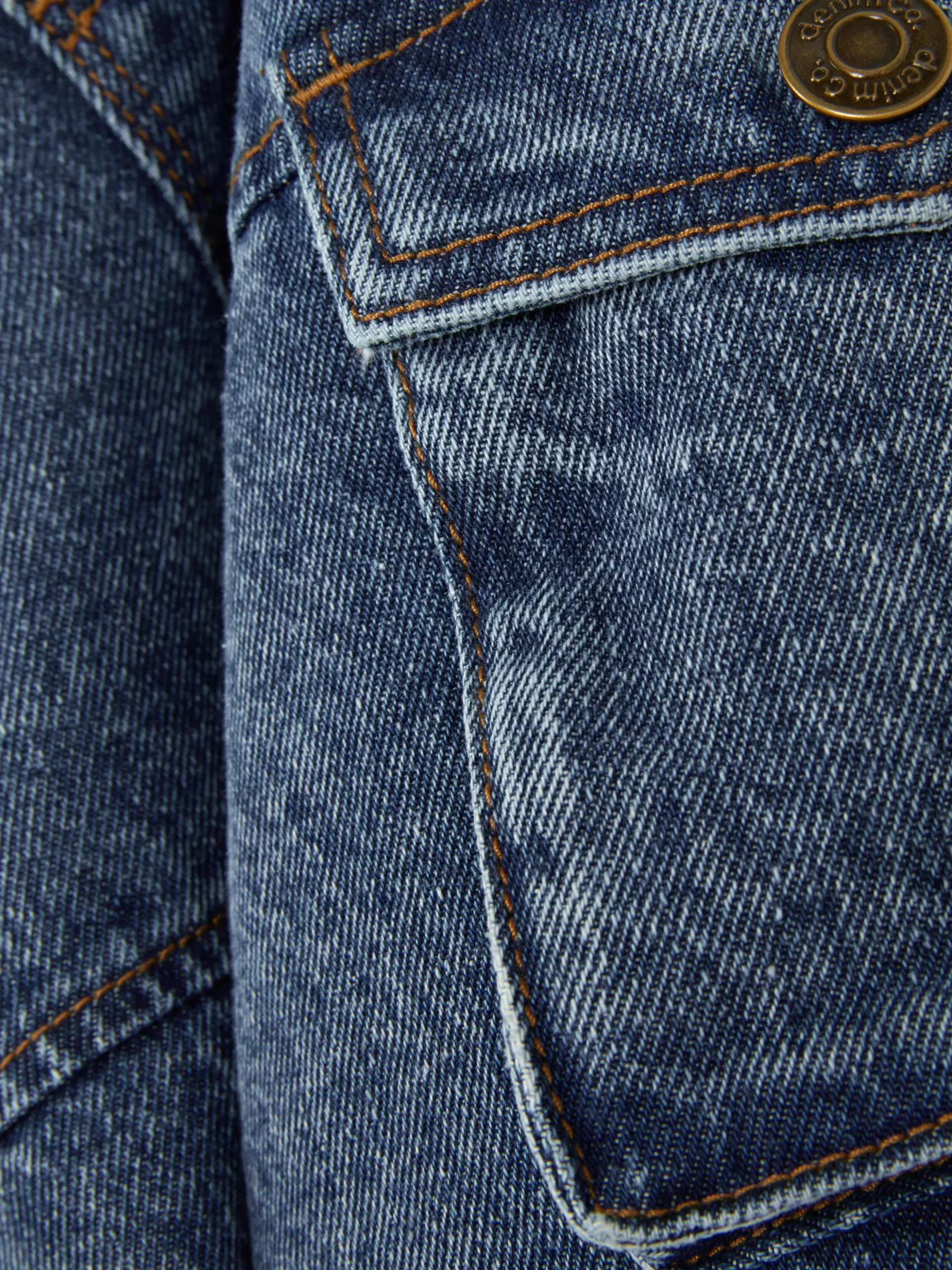 Vaqueros Cargo Con Bajos Ajustados