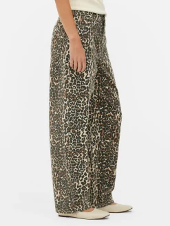 Vaqueros De Corte Bombacho Con Estampado De Leopardo